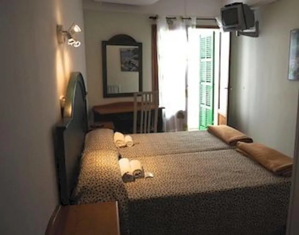 Albergue Elegance Diana Puerto de Alcúdia Hostal